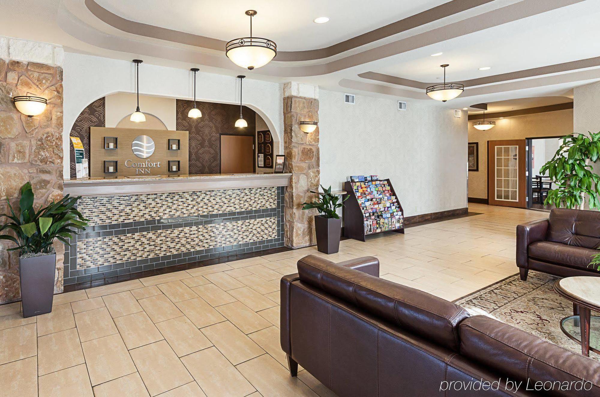 Spark By Hilton San Antonio Near Seaworld Exterior photo
