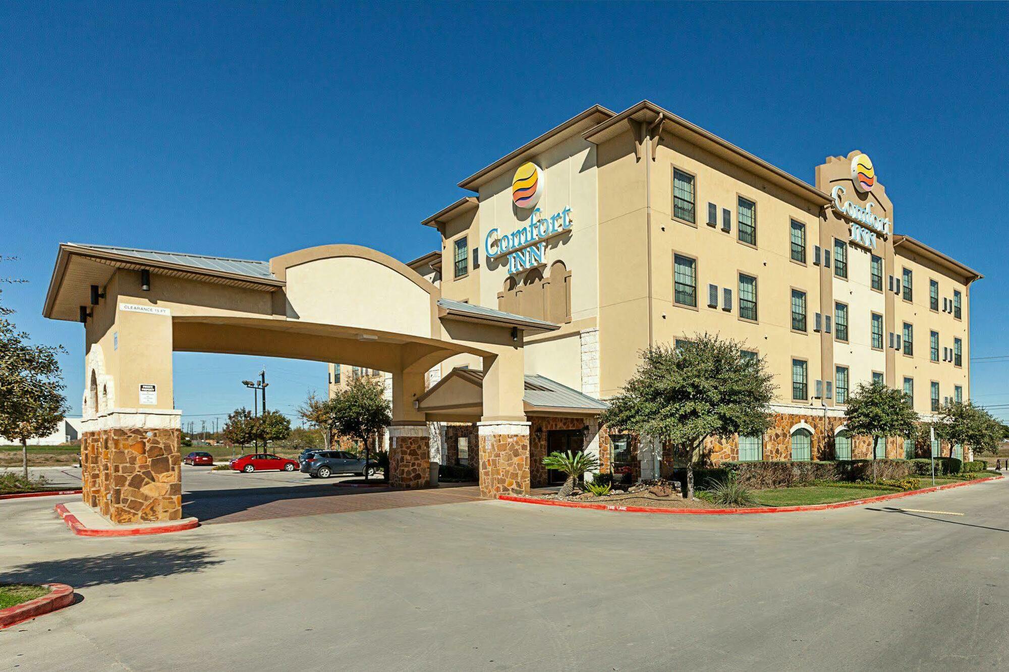 Spark By Hilton San Antonio Near Seaworld Exterior photo
